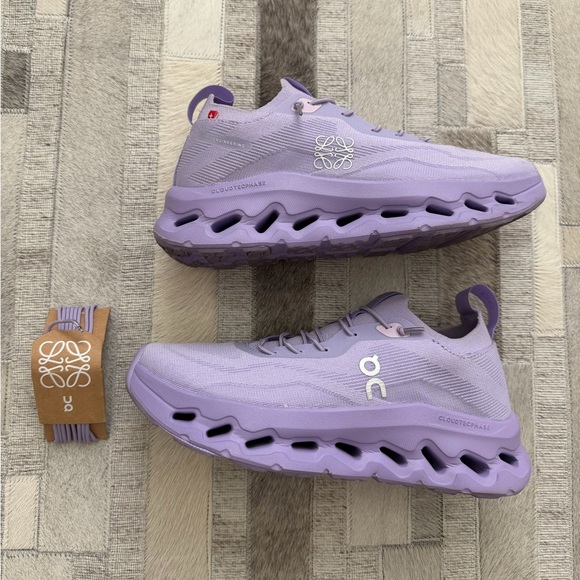 On cloud & Lo purple cloudtilt sneakers 💜 - Picture 1 of 6